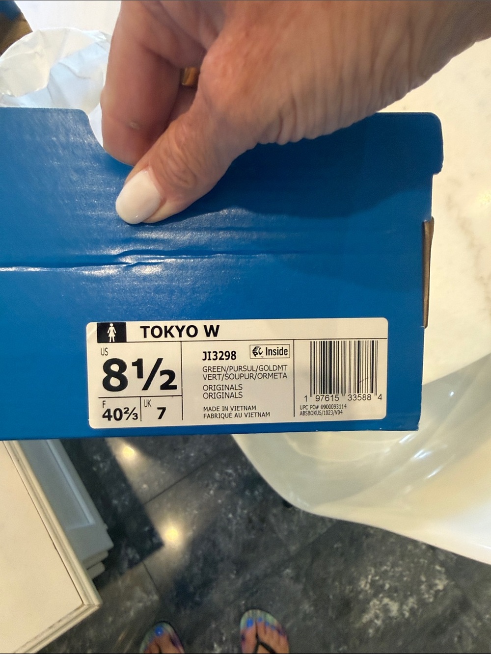 NIB adidas Tokyo Green and Yellow Women's Sneakers - Picture 8 of 8